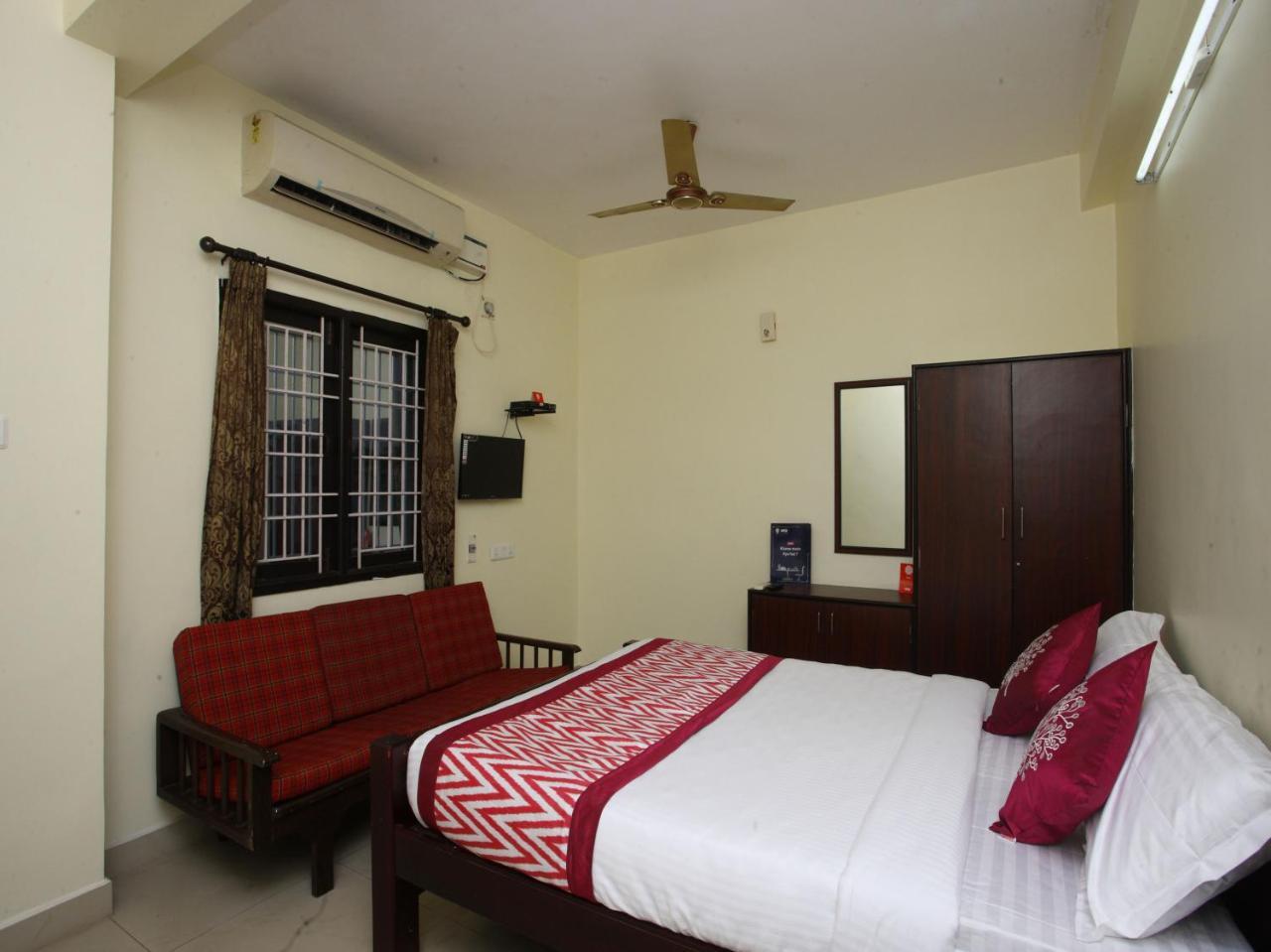 Oyo 10465 Koyambedu Chennai Hotel Kültér fotó